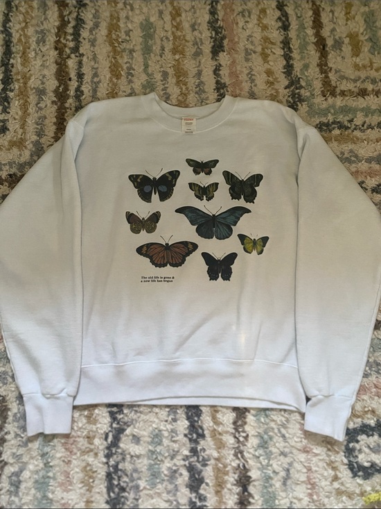 Hanes Tops - HWLF Butterfly Crewneck